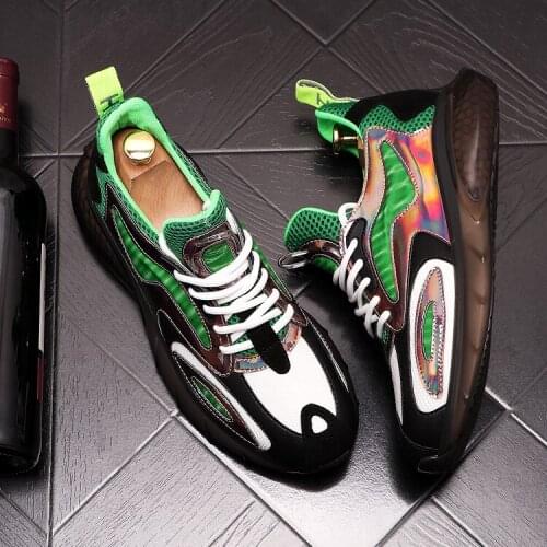 2021 New Mens Designer Sneakers High Tops Embroider Causal Flats Shoes Moccasins Male Hipsters Rock Walking Tennis Original