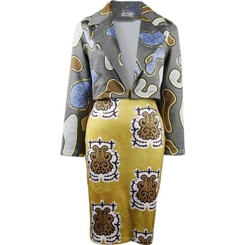 2021 Clothing New Fashion Popite Lapel Print Long Sleeve Jacket High Waist Buttock Skirt Two-Piece Set Women