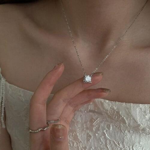 Women Jewelry AAA Zircon Pendant Necklace 2021 New Design Hot Selling One Layer Chain Necklace For Women Party Gifts