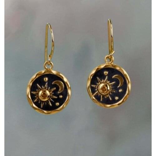 2021 Women Fashion Earrings Dangle Earrings Round Shape Retro Symbols Sun and Moon Totem Drop Earrings for Women Jewelry