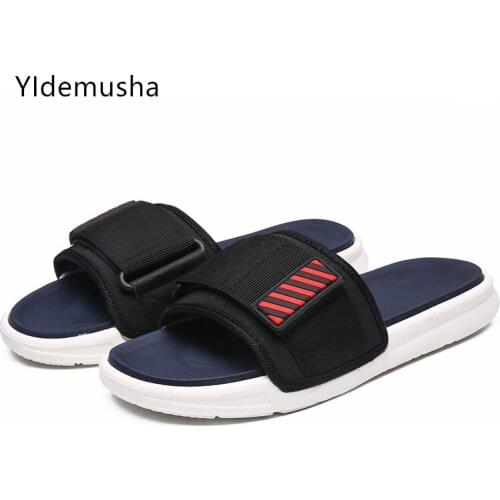 Mens slippers summer Fashion simple style black mens sandals light slip men’s slippers outdoor Comfortable mens beach shoes