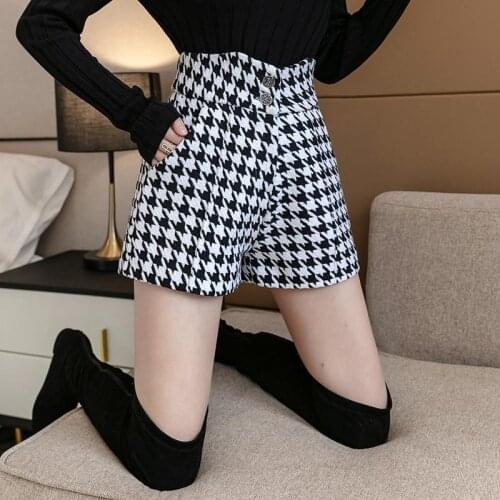 Woollen Shorts Womens Autumn Winter 2021High Waist Houndtooth Plaid Outer Wear Female Elegant A Line Short Pants Feme