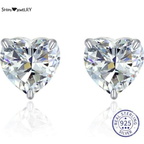 Shipei Stud Earrings