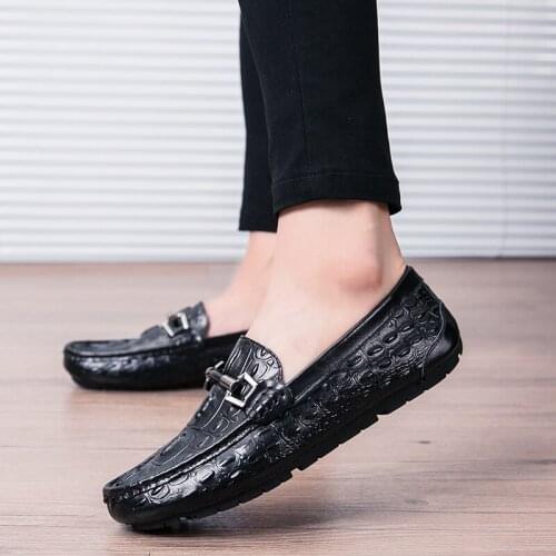 2021 Autumn Comfy Male Footwear Luxury Driving Shoes Men Genuine Leather Loafer Leather Crocodile Pattern Hasp Casual Shoes