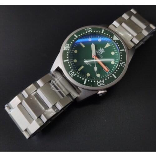 Stainless Steel Bracelet Dive Watch Super Luminous C3 Green Dial 200M Automatic Mens Mechanical Dive Watch SD1979