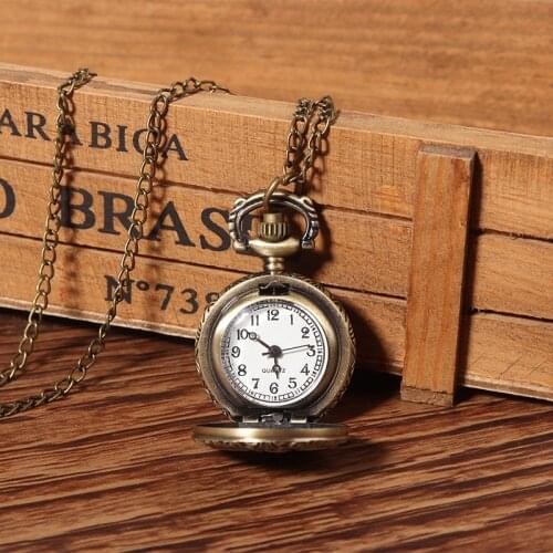 Shellhard 1pc Antique Bronze 3 Horses Case Engraved Quartz Pocket Watch With Necklace Chain Pendant Jewelry Gift For Birtday