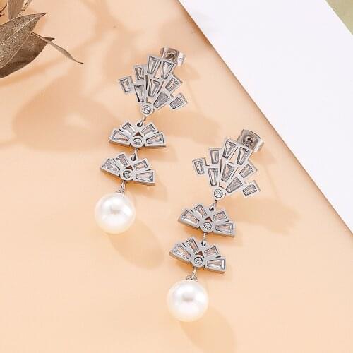 Temperament Pearl Ladies Earrings Rhinestones Noble Banquet Marry Jewelry Engagement Gift