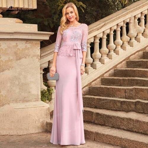 Dusty Pink Sheath Mother Of The Bride Dresses Scoop Neck 3/4 Sleeves Lace Bow Belt Floor Length Mother Wedding Party Dress