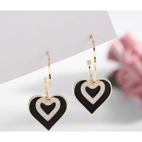 Sweet Girl Earrings Red Love Crystal Earrings Temperament Fashion New Black Earrings Simple And Cold Style Womens Earrings
