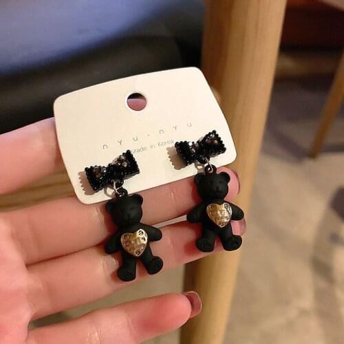 New Korean Black Butterfly-knot Ball Asymmetric Earrings Academy Cute Pearl Earrings Fashionable Elegant Female Jewelry