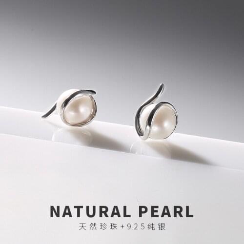 S925 sterling silver Retro Inlay Natural Freshwater pearl Simple Temperament Ladies Ear studs Earrings