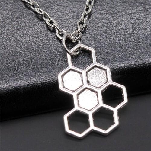 Simple Antique Silver Color 25x17mm Honeycomb Charms Pendant Necklace Short Chain Necklace For Women Dropshipping Welcome
