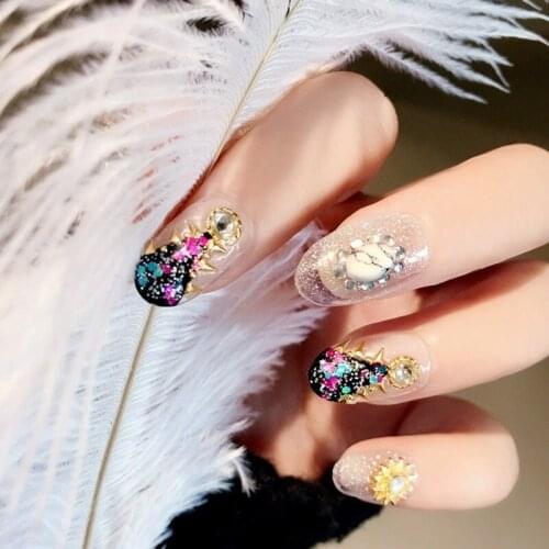 High Quality 24pcs/box Fashion Big Sequins Rivets Decorative Fake Nails DIY Charm Nail Salon Supplies Tools