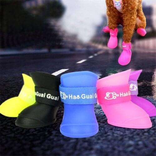 Hot 4pcs/set S/M/L Pet Dog Rain Shoes Anti Slip Waterproof Pet Dog Cat Rain Shoes Rubber Boots for Four Seasons