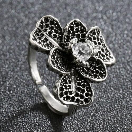 Vintage Flower Rings for Women Girls Crystal Stone Ring Charm Silver Color Zircon Promise Wedding Jewelry Gifts Bague Femme