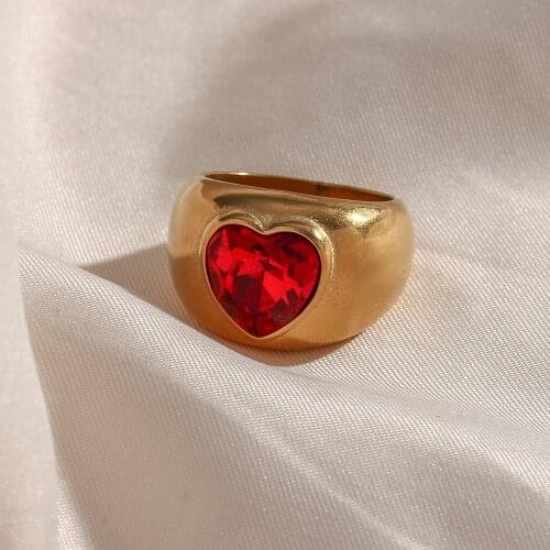 2021 New Stainless Steel Statement Red Zircon Stone Heart Ring Exaggerated Bold Chunky Ring Band Party Rings For Women