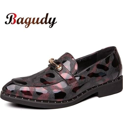 Mens Formal Dress Shoes Shining Decoration Soft Sole Slip-on Loafers Party Casual Shoes Fashion Nightclub Designer Male Shoes