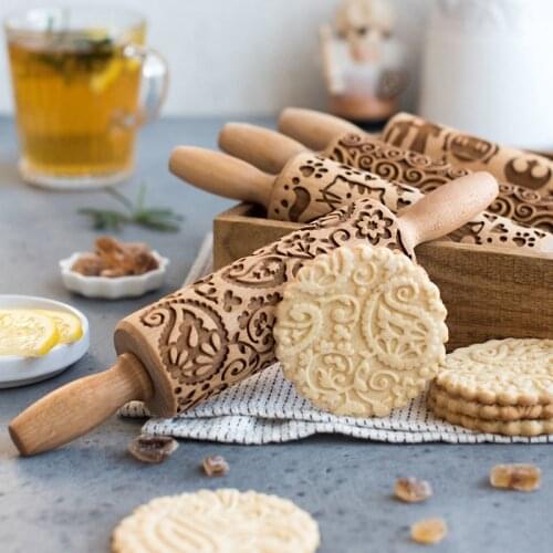Cashew flowers Rolling pin Christmas Wooden Embossing Baking Tools