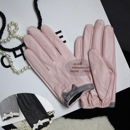 Ms Sheep Leather Gloves to Keep Warm Season Bowknot Powder Leather Fashion Take Short Hand