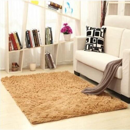 Living Room Carpet European Fluffy Mat Kids Room Rug Bedroom Mat Antiskid Soft Faux Fur Area Rug Rectangle Mats Home Supplies
