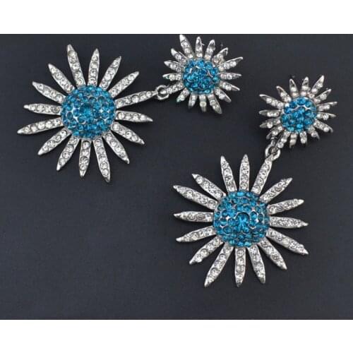 New Korean Full Rhinestone Sunflower Pendant Earrings Elegant for Women Girl Wedding Party Earrings Charm Jewelry Birthday Gifts