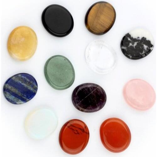 1 Pc Natural Palm Stone 25*20*6 mm Polishing Crystal Chakra Energy Healing Reiki Mineral Quartz Meditation Spiritual Healing