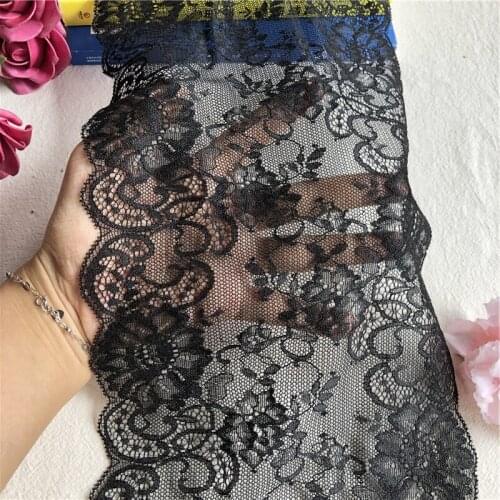 Offre spéciale mondiale beau ruban de dentelle noire dentelle européenne tissu dentelle coudre accessoires de robe 18.5cm