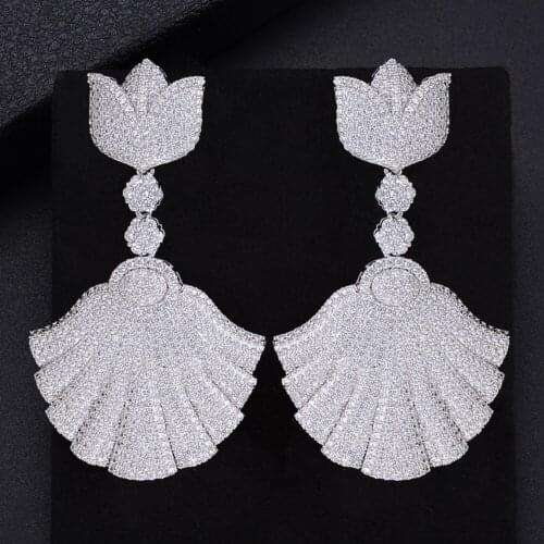 LARRAURI New Dubai Nigerian Wedding Engagement Cubic Zirconia Drop Dangle Earrings Trendy Women Flower Pendant Earrings