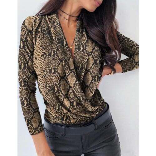 2021 Winter V-Neck T-Shirt Women Solid Long Sleeve Low Cut Tee Shirt Femme Sexy Snake Woman Tshirts Plus Size Top