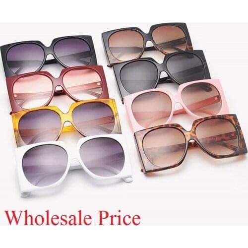 Big Vintage Oversized Women Sunglasses Wholesale Square Shades Sun Glasses Trendy Gradient Yellow Grey Bulk For Female UV400