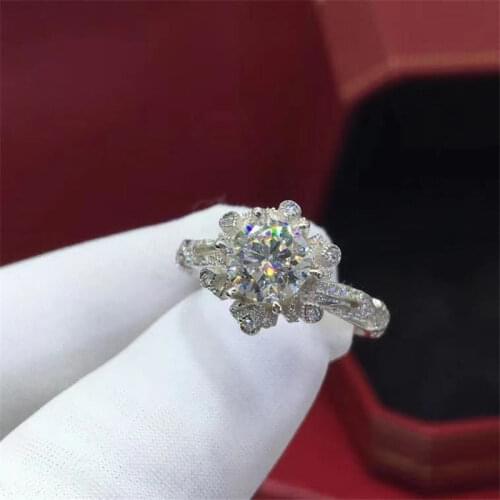 Passed Diamond Test Perfect Moissanite Vintage Hollow D Color Moissanite Ring 18K Diamond Ring Women Romantic Wedding Gifts