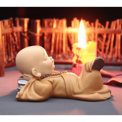 Handmade Resin Crafts Small Monk Figurine Statue Chinese Cute Buddha Dolls Car Decoration Sculpture Home Decor Gifts For Friend