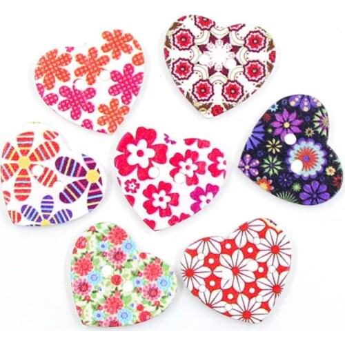 50Pcs Heart Wooden Buttons Painted Flower Button For Needlework Decorative Buttons Handmade Scrapbooking Crafts Sew Accessories