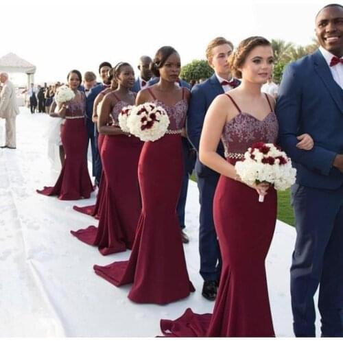 2021 Long Mermaid Bridesmaid Dresses Straps Lace Appliques Beading Belt Bohemia Maid of Honor Dress Party Gowns Customed