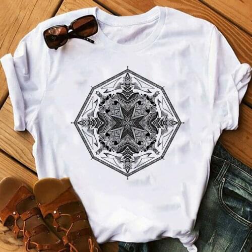 Y2k Aesthetic Beautiful Mandala Print Tshirts Women Short Sleeve Tshirt Vogue Graphic Tshirt Female plus size fashion 2021 tops