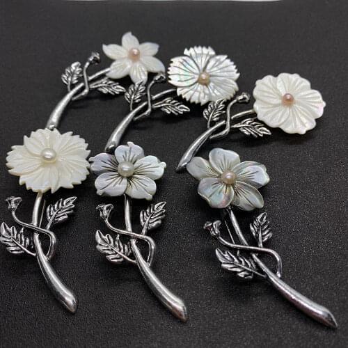 Shell Brooch Fashion All-match Classic Jewelry Accessories Flower Shape Pearl Metal Decoration Ladies Clothes Scarf Hat Corsage