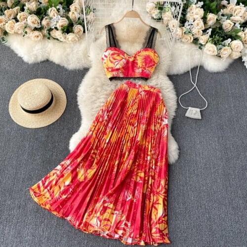 Women Beach Wear Outfits design patchwork lace camisole short tops and high waist pleated skirt 2pcs set trend