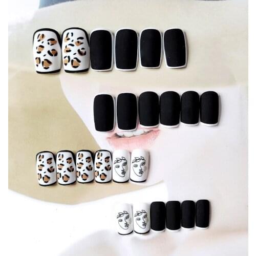 24pcs Leopard Nail Patch Glue Type Removable Mid Length Paragraph Fashion Manicure Save Time False Nail Patch fake nail