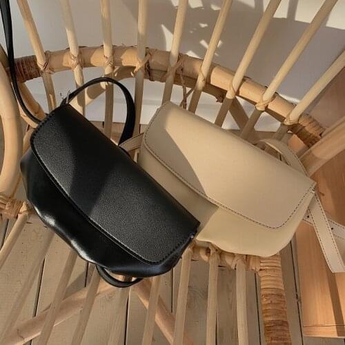 2021 new high-end bags with foreign flavor texture womens bags Ins super popular small design flip bag dumpling bag