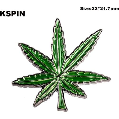 Green Leaf Lapel Pin Badge Pin XY0093