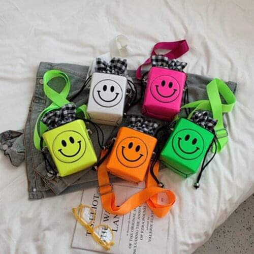 Handbags for women 2021 new girl western style shoulder bag small fresh and sweet cute messenger bag mini smiley face bag