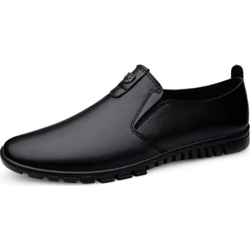 Mens Fashion overshoes spring and summer soft leather business mens moccasins sneakers breathable non-slip loafers