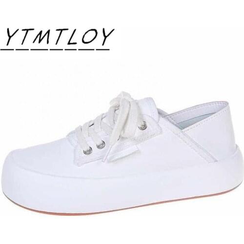 White thick-soled vulcanized sneakers Cheap flat-soled comfortable shoes Fashionable sneakers for spring 2021