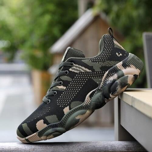 Hot Sale Sports Shoes Lightweight Women Men Shoes Breathable Running Sneakers Lovers Walking Shoes Outdoor Summer Jogging Shoes