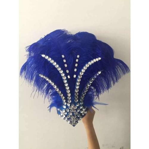 Lo spettacolo di danza copricapo di piume di accessori di abbigliamento La FESTA La Maschera IL Festival