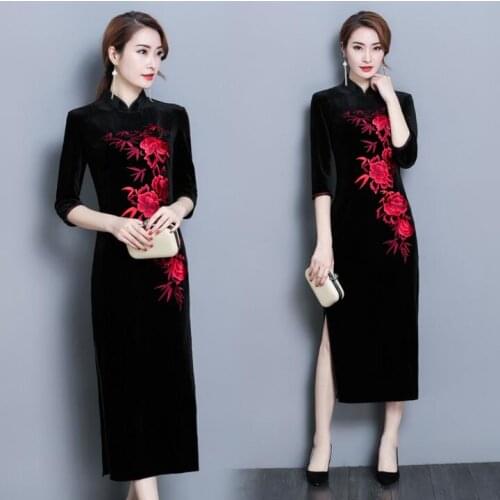 New Women traditional Chinese dresses Velvet Long cheongsam Qipao Embroidery
