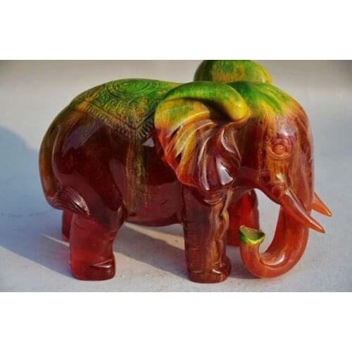 16.5 cm * / Elaborate rare artificial amber resin hand-carved elephant statue
