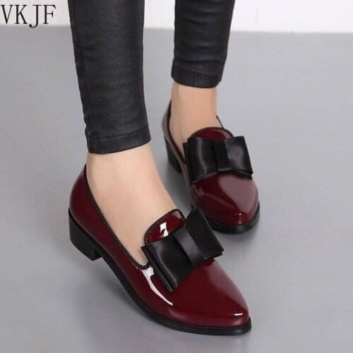 Women Bow Low Heels Womens Pointed Toe Patent Leather Pumps Woman Slip on Platform Fashion Ladies Shoes Female Footwear 2021