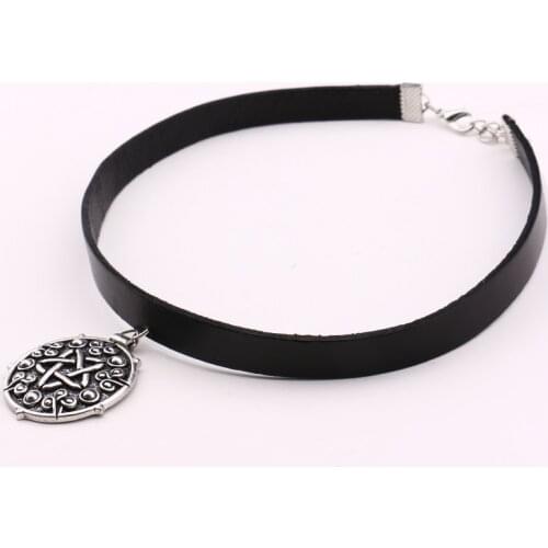 Yennefer Medallion Pendant Black Leather Choker Necklace Game Wizard 3 Wild Hunt Women Cosplay Costume Goth Jewelry Wholesale