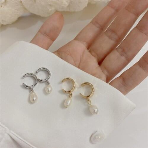 2021 New Trendy Gold Color Ear Cuffs Clip Earrings for Women Pearl Pendant No Piercing Earrings Minimalist Aesthetic Jewelry